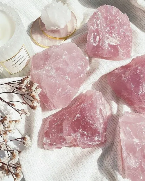 Comparing rose quartz translucency levels