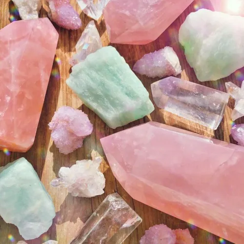 what does it mean if a rose quartz breaks